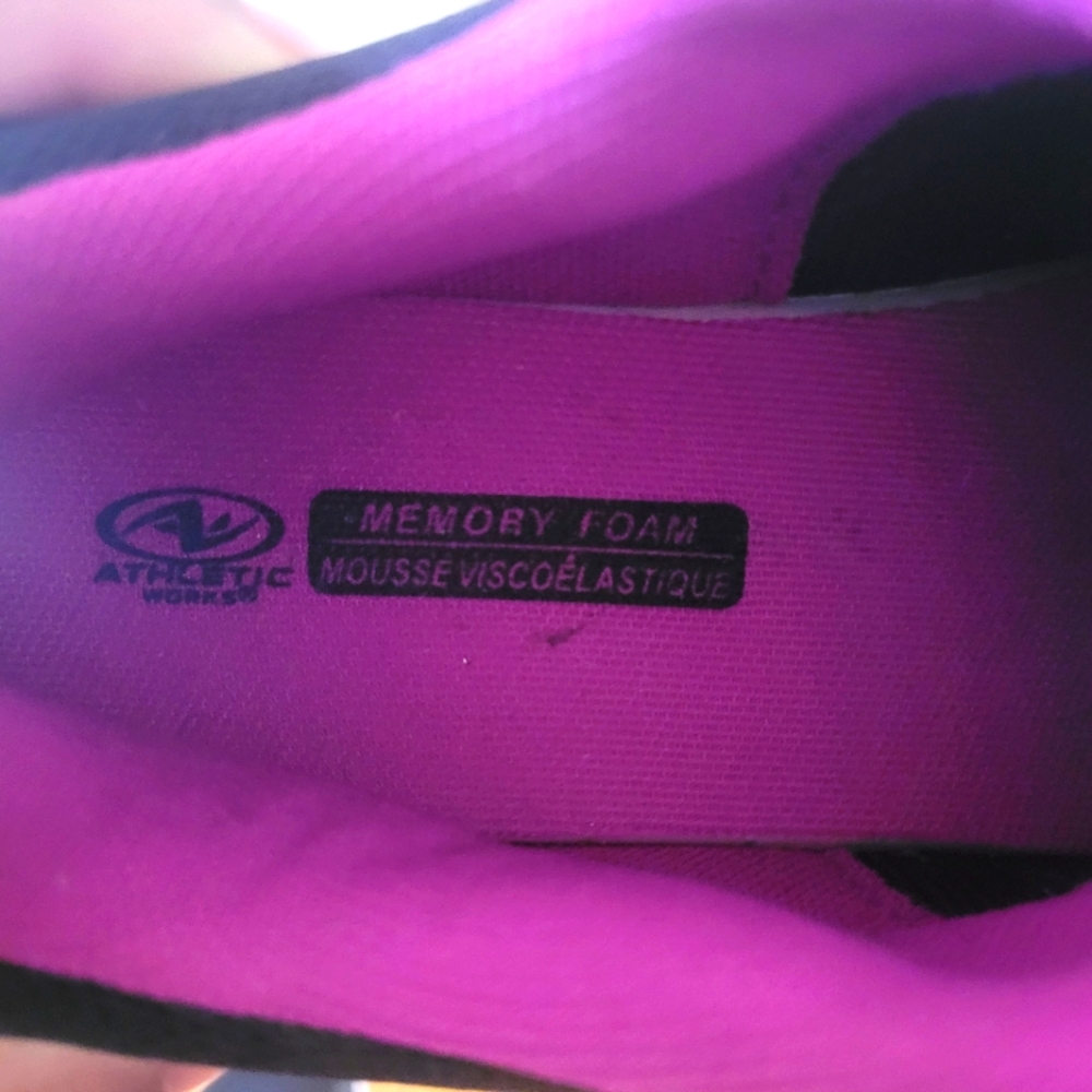 Athletic Works NWOT Size 8 Women's Running Shoes - Picture 6 of 6